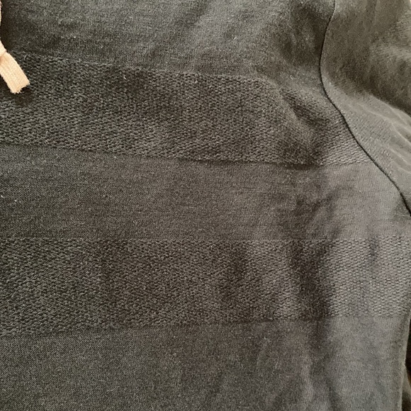 Theory sz XL cotton longsleeve tshirt hoodie 2 buttons LIKE NEW dark navy blue - Picture 12 of 12